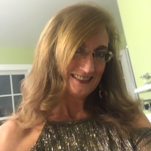 Meet your Posher, Jane - Picture 2 of 2